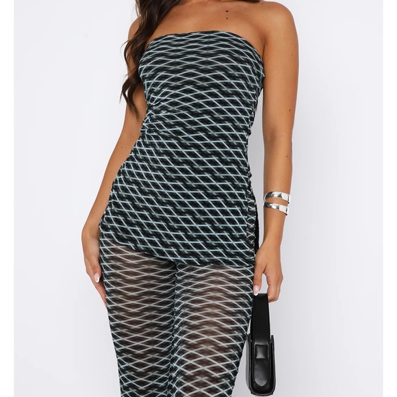 White Fox Boutique Black and White Strapless Matching Set - Picture 4 of 5